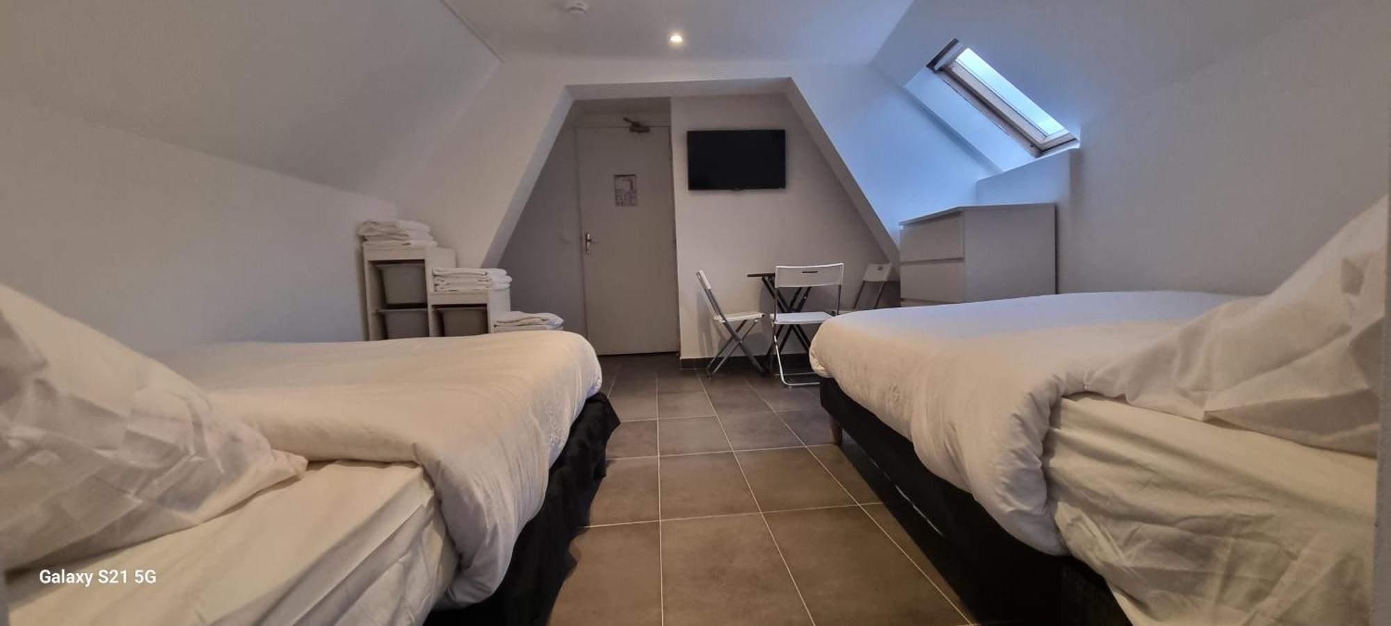 Hotel Sainte-Barbe Guignes-Rabutin Εξωτερικό φωτογραφία
