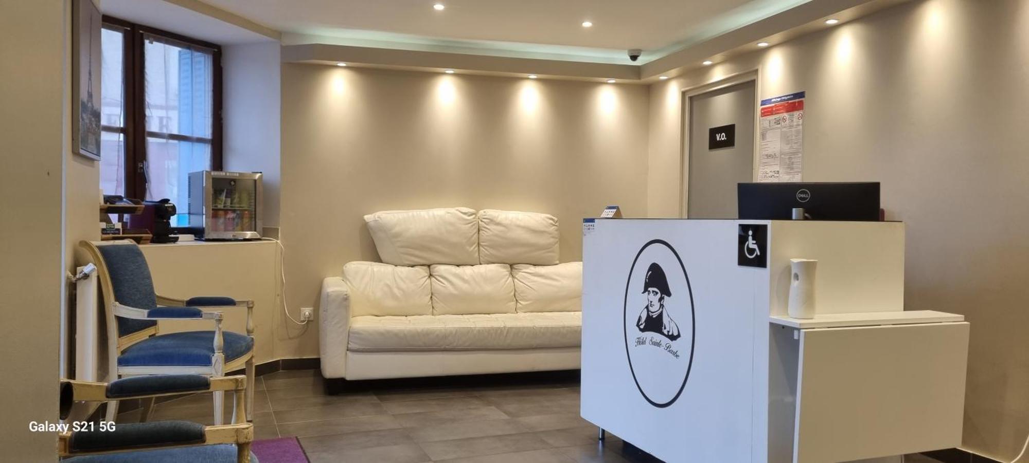 Hotel Sainte-Barbe Guignes-Rabutin Εξωτερικό φωτογραφία